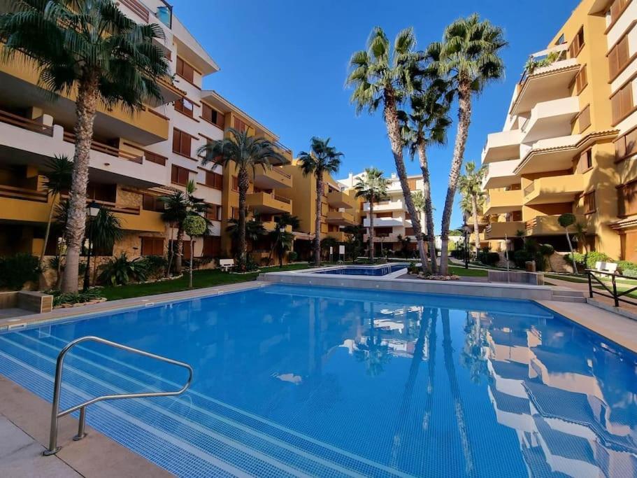 Olivia Sunny 2 Bedroom Apartament Punta Prima Torrevieja Luaran gambar