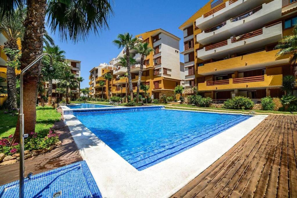 Olivia Sunny 2 Bedroom Apartament Punta Prima Torrevieja Luaran gambar