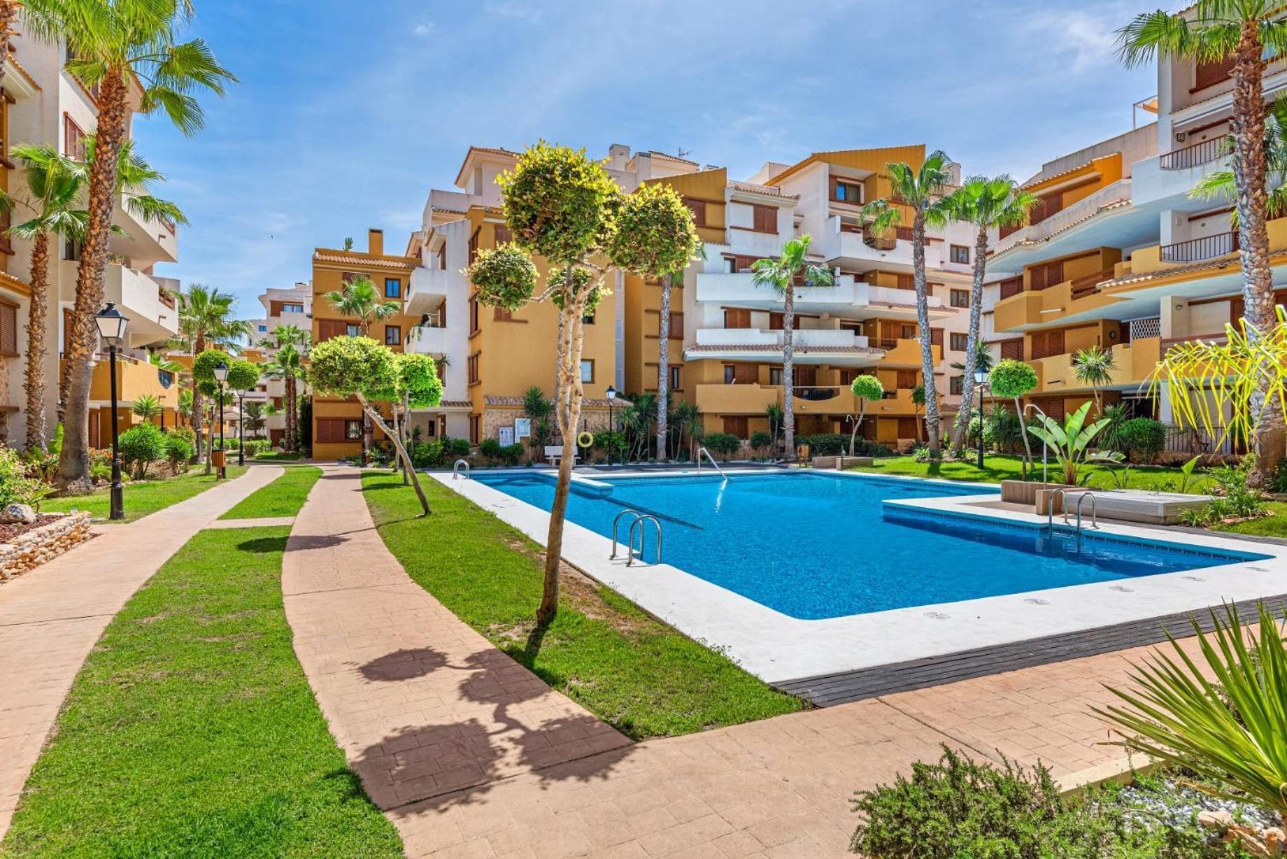 Olivia Sunny 2 Bedroom Apartament Punta Prima Torrevieja Luaran gambar